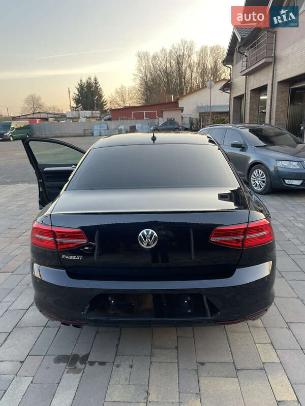Седан Volkswagen Passat 2017 в Мукачево