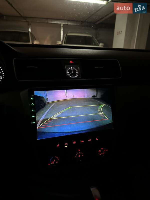 Седан Volkswagen Passat 2014 в Киеве