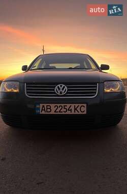 Седан Volkswagen Passat 2002 в 