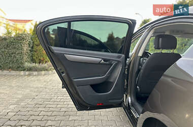 Седан Volkswagen Passat 2013 в 