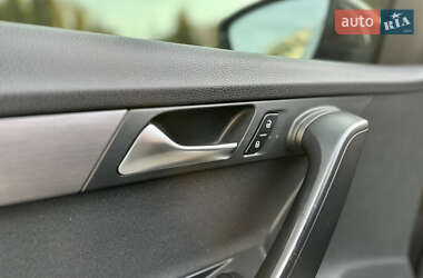 Седан Volkswagen Passat 2013 в 