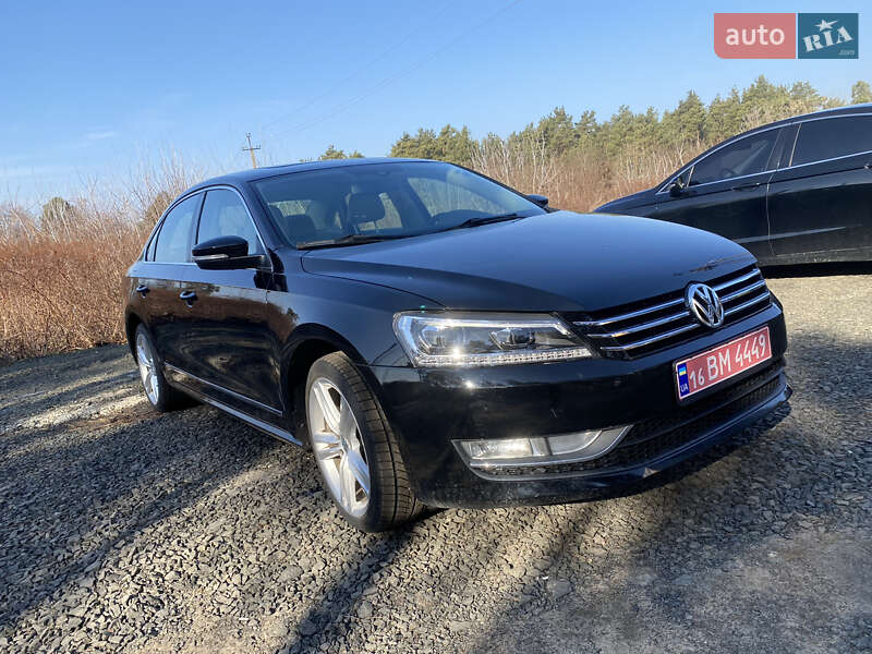 Седан Volkswagen Passat 2014 в Сарнах