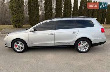 Універсал Volkswagen Passat 2010 в 