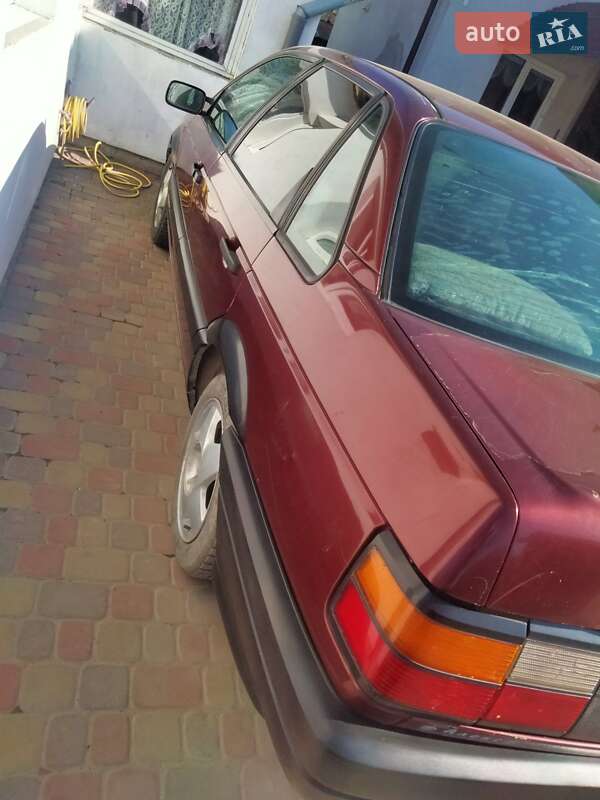 Седан Volkswagen Passat 1991 в Львові