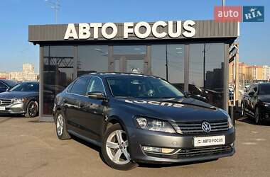 Седан Volkswagen Passat 2012 в Києві