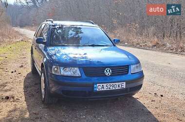 Универсал Volkswagen Passat 2000 в Смеле