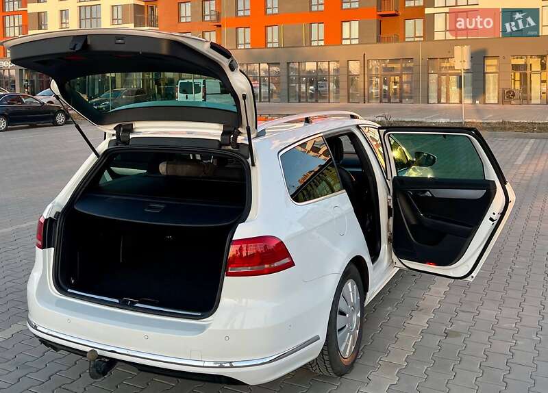 Универсал Volkswagen Passat 2013 в Луцке