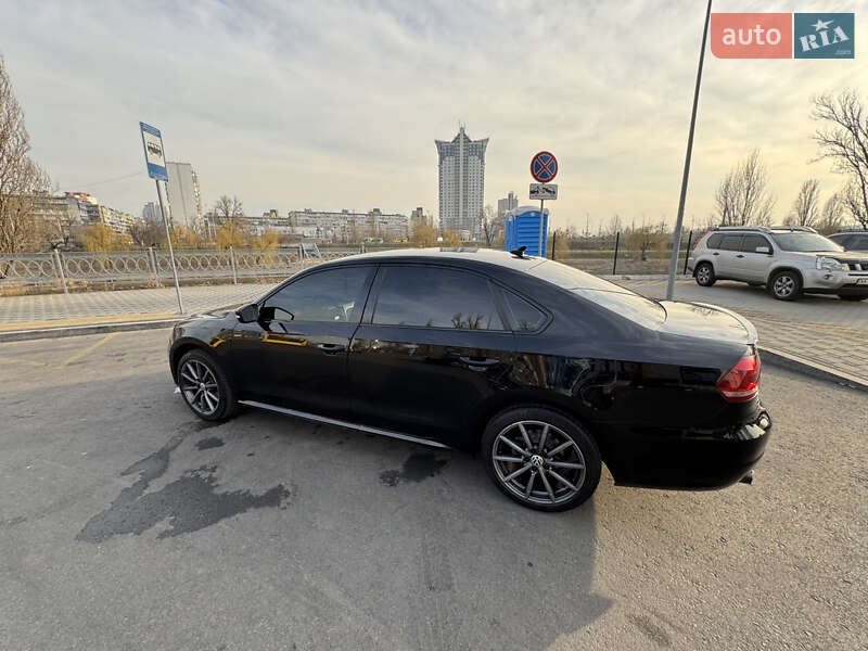Седан Volkswagen Passat 2013 в Києві фото 14 Седан Volkswagen Passat 2013 в Києві
