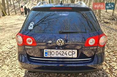 Универсал Volkswagen Passat 2010 в Тернополе