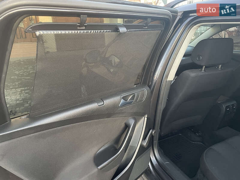 Универсал Volkswagen Passat 2006 в Самборе фото 24 Универсал Volkswagen Passat 2006 в Самборе