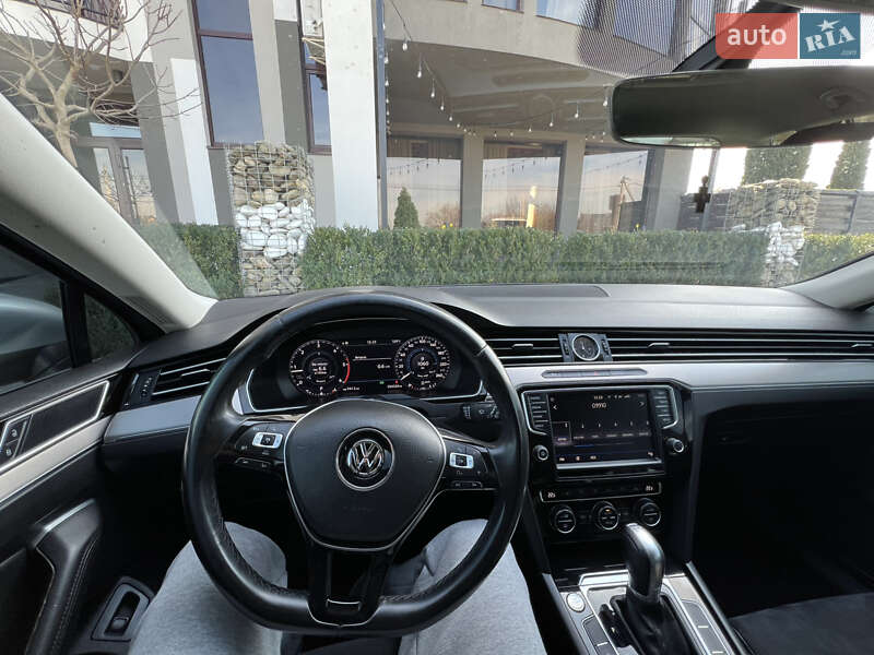 Универсал Volkswagen Passat 2016 в Стрые