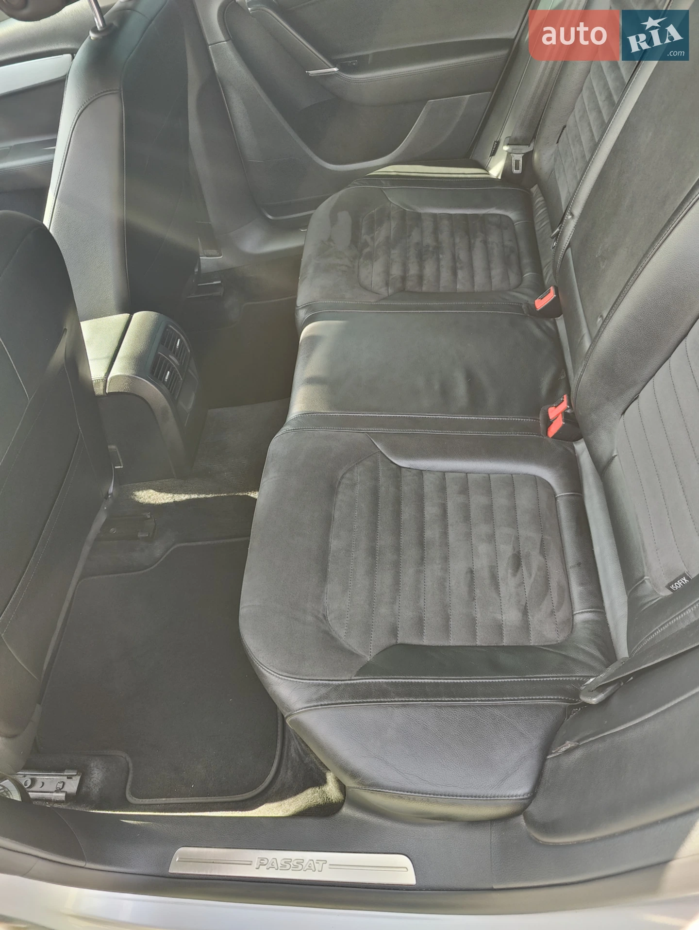 2010 Volkswagen Passat - мініатюра 15