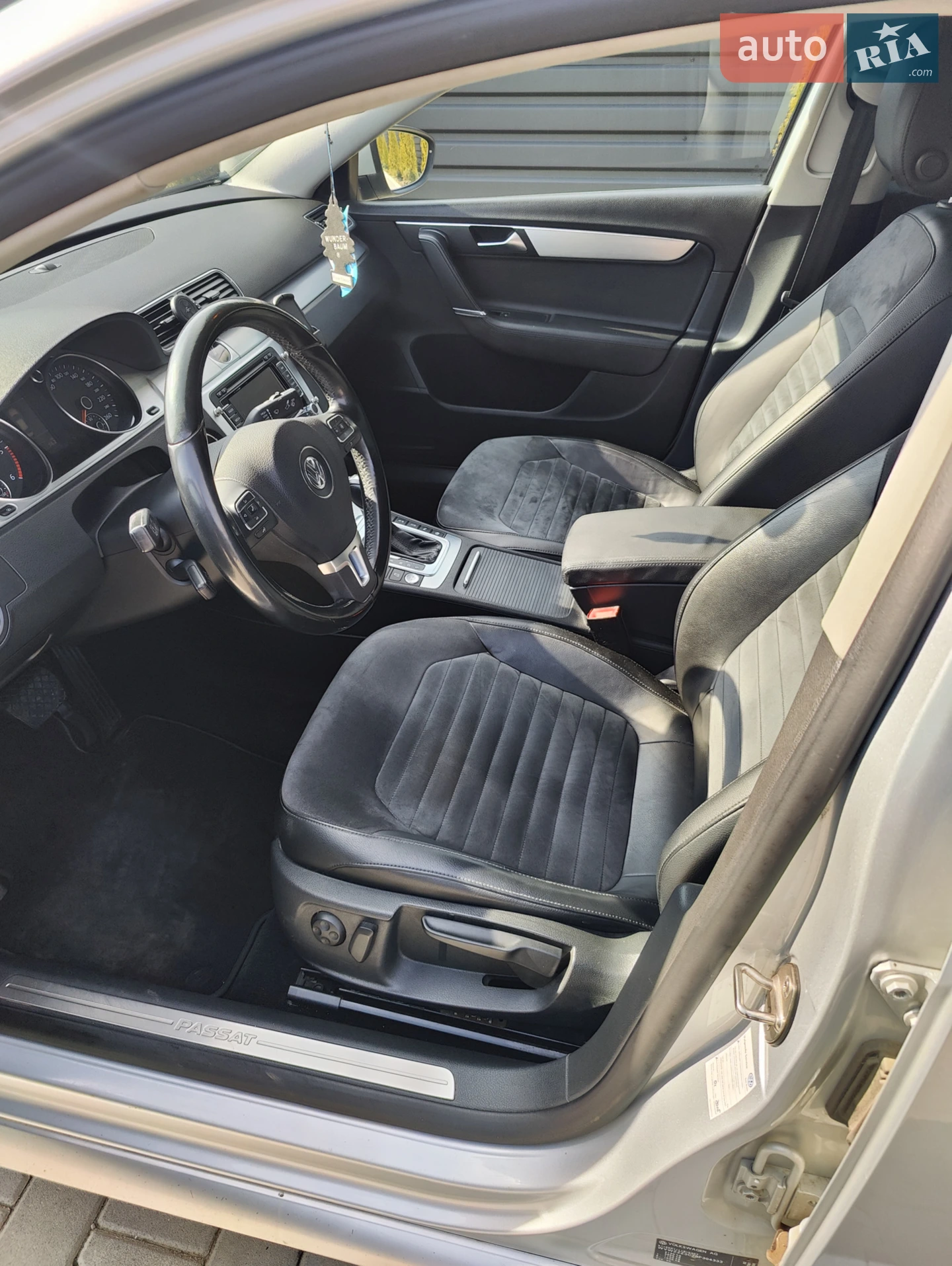 2010 Volkswagen Passat - мініатюра 14