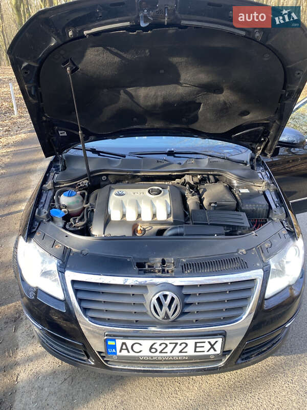 Універсал Volkswagen Passat 2006 в Луцьку
