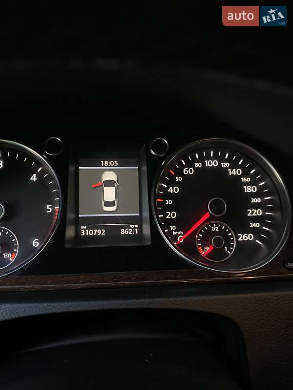 Седан Volkswagen Passat 2013 в Виноградові