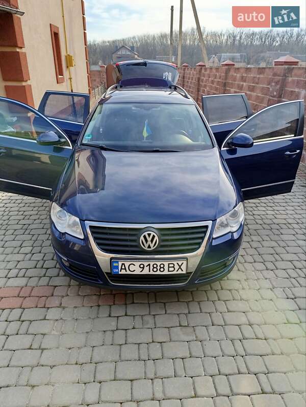 Универсал Volkswagen Passat 2010 в Луцке фото 4 Универсал Volkswagen Passat 2010 в Луцке