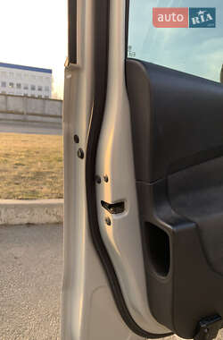 Седан Volkswagen Passat 2010 в 