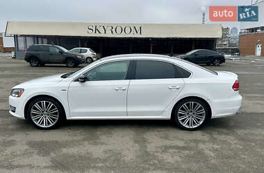 Седан Volkswagen Passat 2014 в 