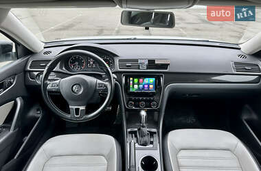 Седан Volkswagen Passat 2014 в 