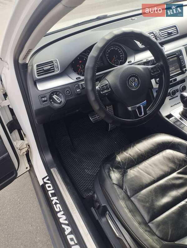 Универсал Volkswagen Passat 2013 в Кропивницком