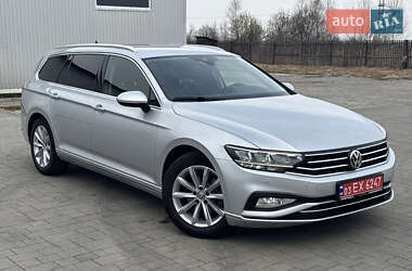 Универсал Volkswagen Passat 2020 в Ивано-Франковске