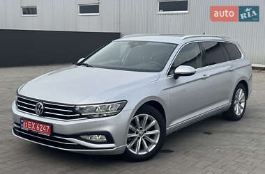 Универсал Volkswagen Passat 2020 в Ивано-Франковске