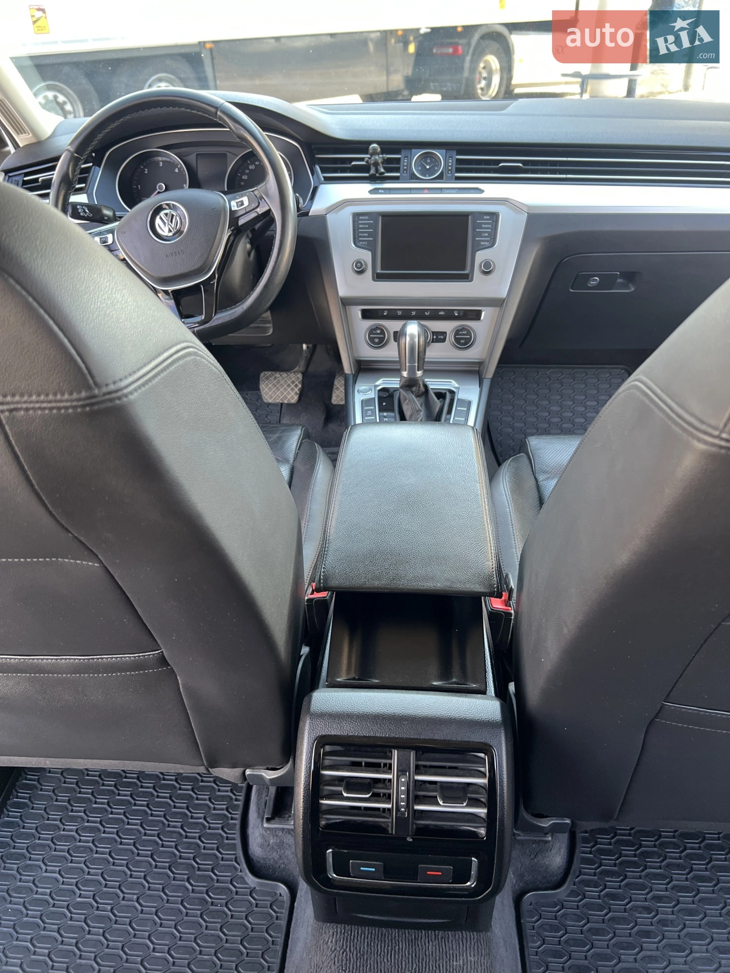 2015 Volkswagen Passat - мініатюра 13