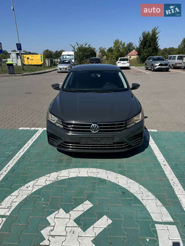 Седан Volkswagen Passat 2017 в Киеве фото 2 Седан Volkswagen Passat 2017 в Киеве