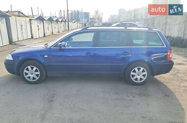 Универсал Volkswagen Passat 2003 в Киеве