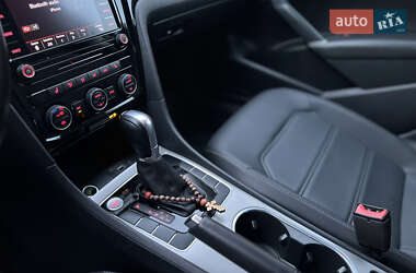 Седан Volkswagen Passat 2020 в 