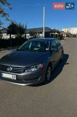 Седан Volkswagen Passat 2013 в Полтаве