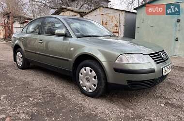 Седан Volkswagen Passat 2003 в Одесі