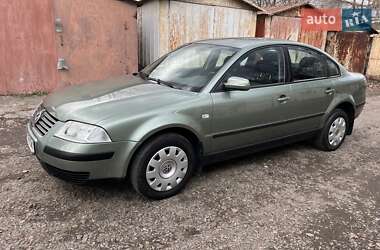 Седан Volkswagen Passat 2003 в Одесі