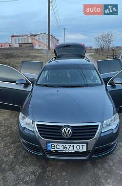 Универсал Volkswagen Passat 2010 в Львове