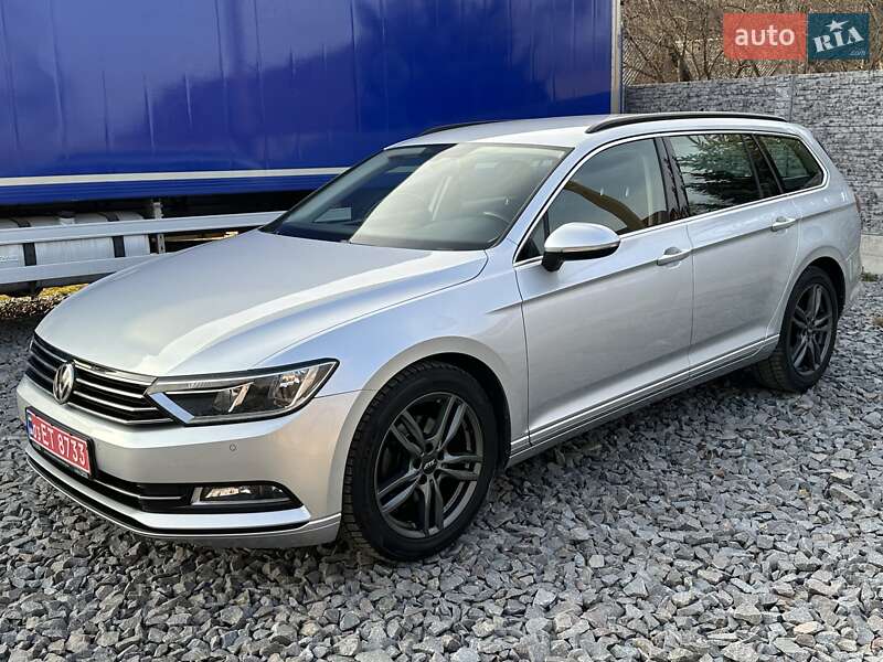 Універсал Volkswagen Passat 2017 в Рівному
