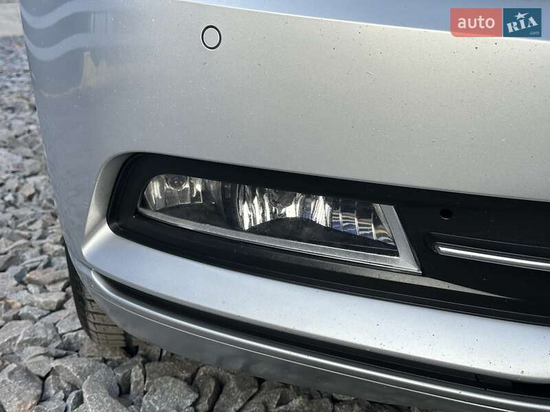 Універсал Volkswagen Passat 2017 в Рівному