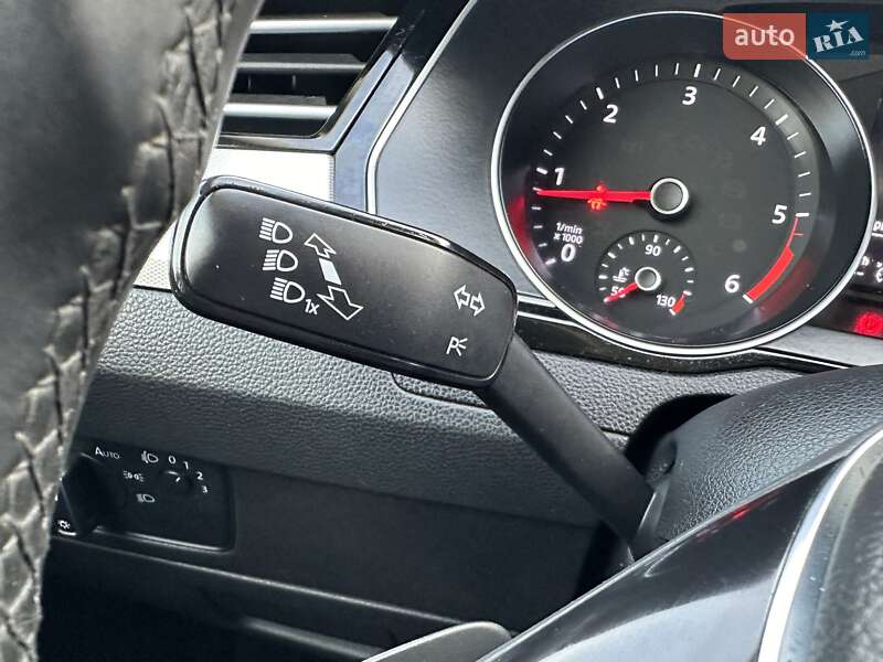 Універсал Volkswagen Passat 2017 в Рівному