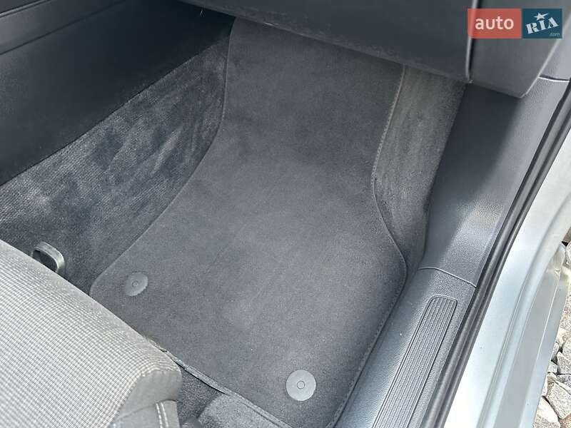 Універсал Volkswagen Passat 2017 в Рівному