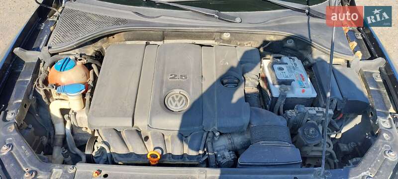 Седан Volkswagen Passat 2011 в Білгороді-Дністровському