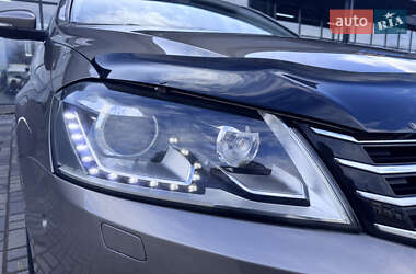 Седан Volkswagen Passat 2011 в 