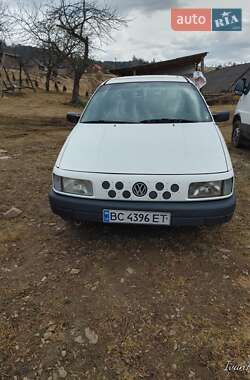 Седан Volkswagen Passat 1989 в 