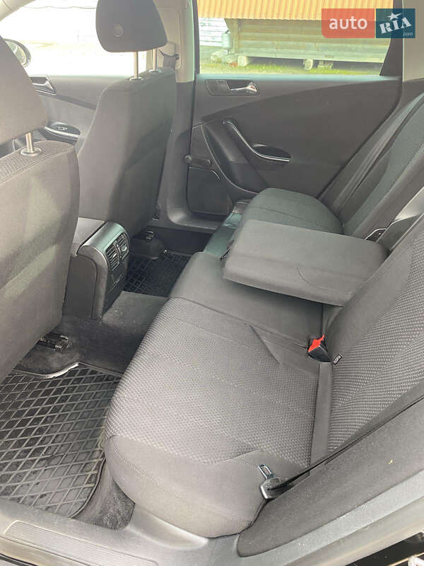 Универсал Volkswagen Passat 2007 в Черновцах