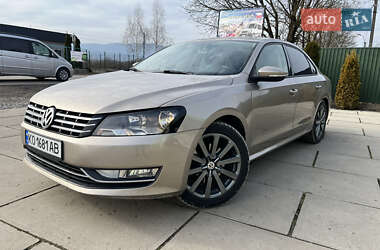 Седан Volkswagen Passat 2015 в Хусте