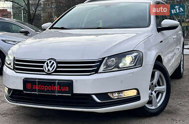 Универсал Volkswagen Passat 2012 в Сумах