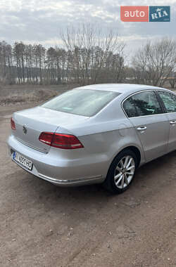 Седан Volkswagen Passat 2012 в 