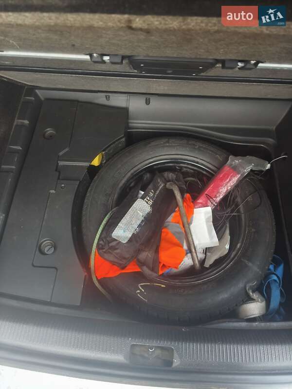 Универсал Volkswagen Passat 2006 в Львове фото 16 Универсал Volkswagen Passat 2006 в Львове