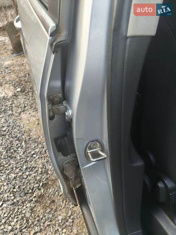 Универсал Volkswagen Passat 2006 в Львове фото 26 Универсал Volkswagen Passat 2006 в Львове