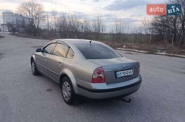 Седан Volkswagen Passat 2003 в Харькове