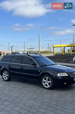 Універсал Volkswagen Passat 2001 в Рівному