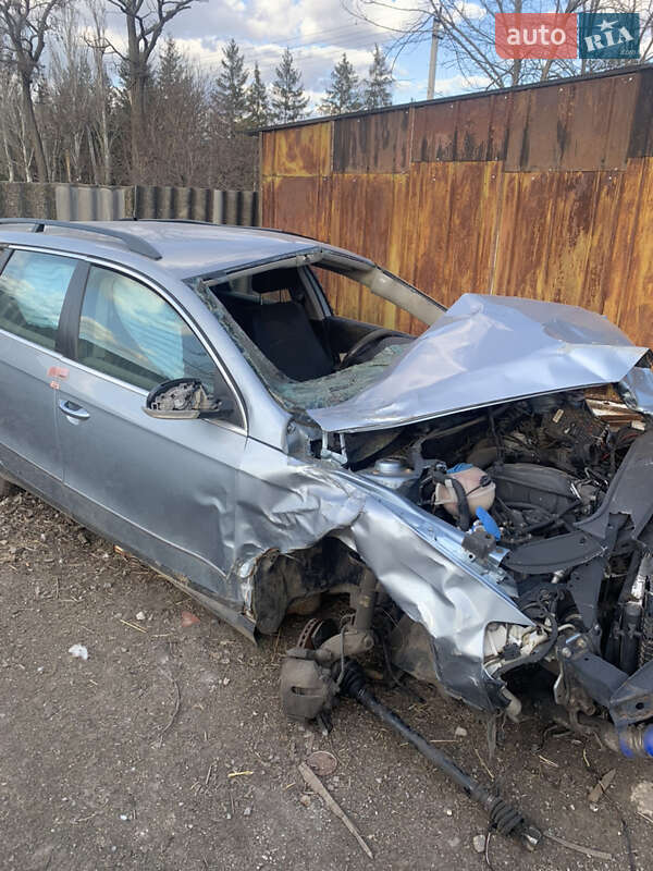 Універсал Volkswagen Passat 2005 в Кропивницькому
